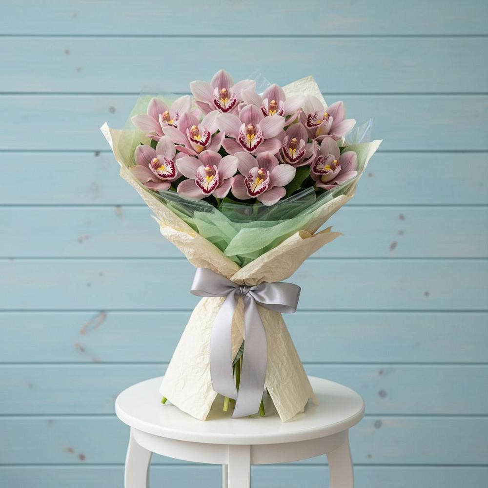 Букет цветов из: Орхидеи и Розы в Ханской