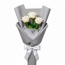 Букет 3 белые розы в Ханской