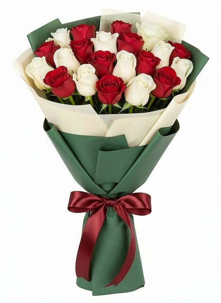 Букет Микс из красных и белых роз в Ханской