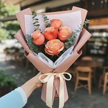 Букет цветов из:  Розы в Ханской