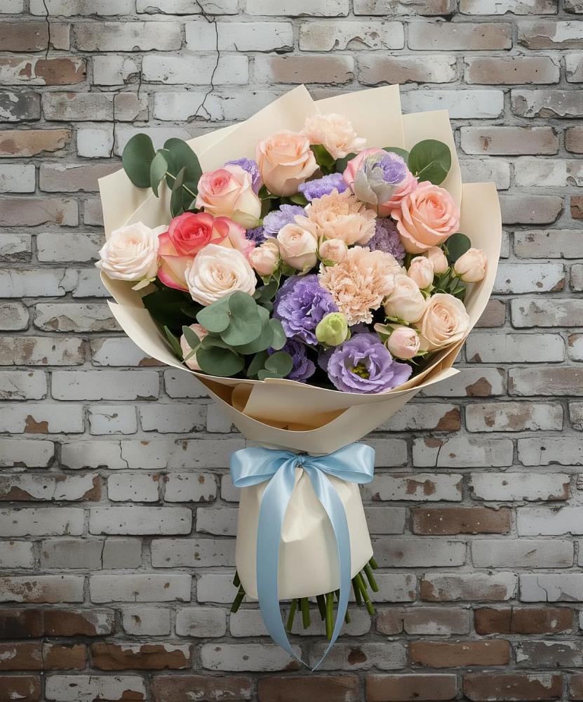 Букет цветов из: Розы, Лизиантусы и Гвоздики в Ханской