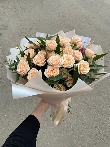 Букет Кремовые розы Латте в Ханской