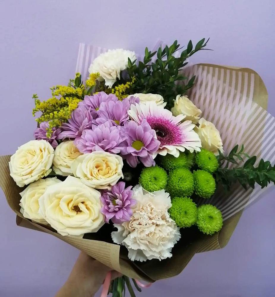 Букет цветов из: Хризантемы, Розы, Гвоздики и Герберы в Ханской