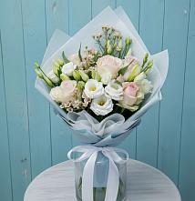 Букет цветов из:  Розы и Лизиантусы в Ханской