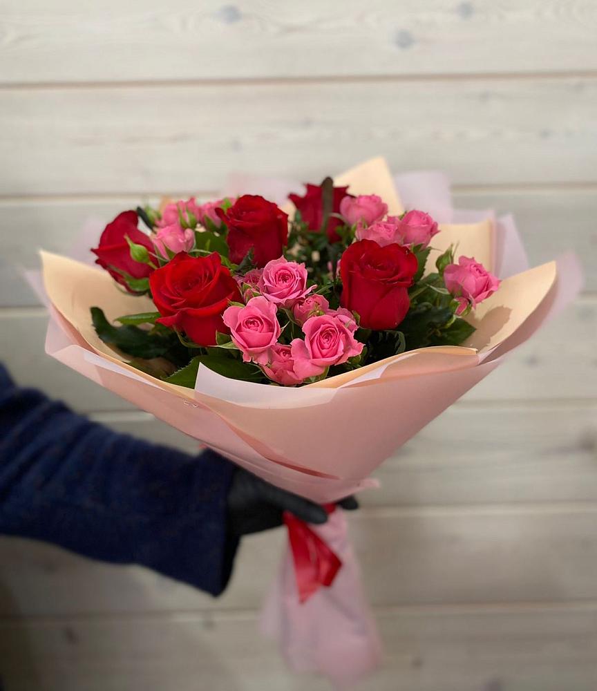 Букет цветов из: Розы в Ханской