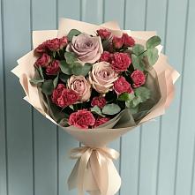 Букет цветов из:  Гвоздики и Розы #REPLACE_PRED# Ханской