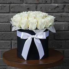 Цветочная композиция из Розы в шляпной коробке #REPLACE_PRED# Ханской