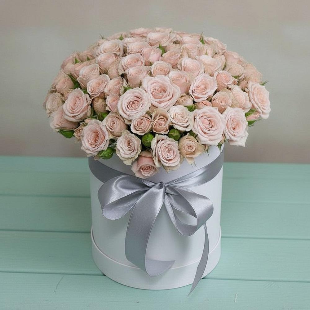 Цветочная композиция из Розы в шляпной коробке в Ханской